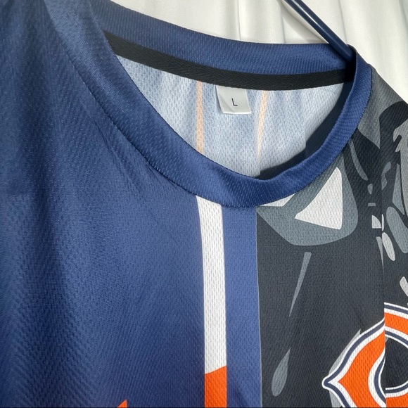 NWOT Chicago Bears Lightweight All Over Front and Back Print Graphic Top Shirt L - Picture 4 of 6